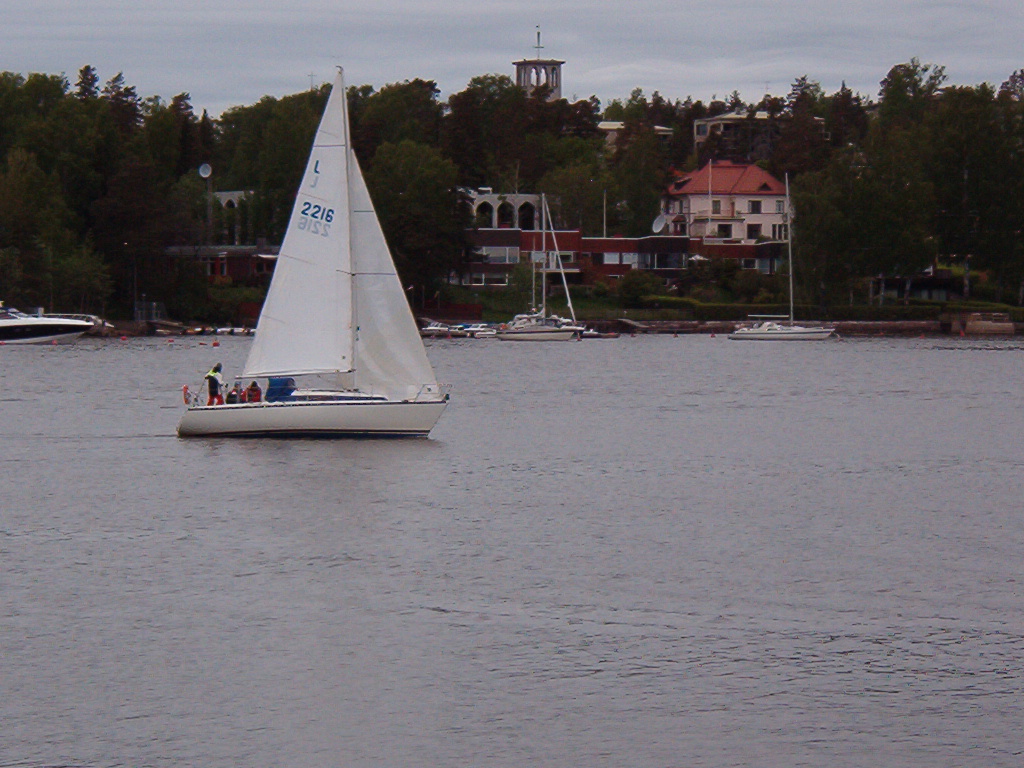 Annelin venda ennen maaliviivaa.