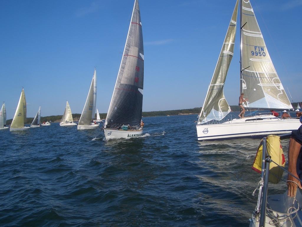 CIMG0582
  Startin jälkeisiä hetkiä
© Niku Wärnhjelm