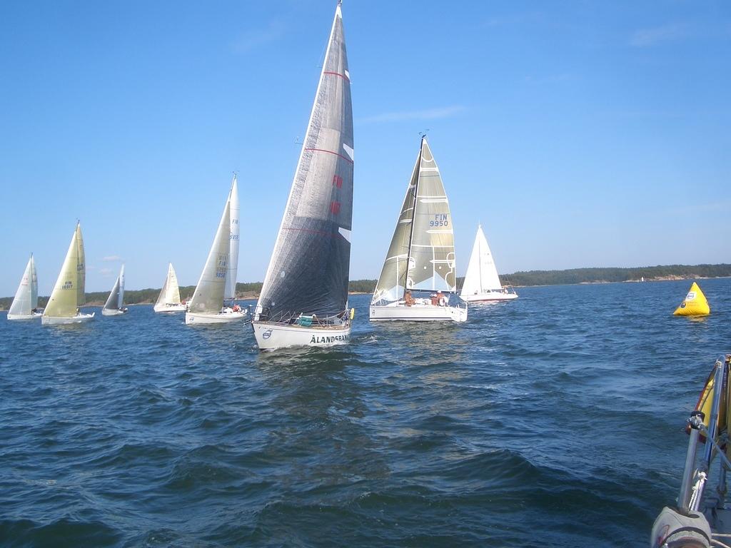 CIMG0587
   Startin jälkeisiä hetkiä
© Niku Wärnhjelm