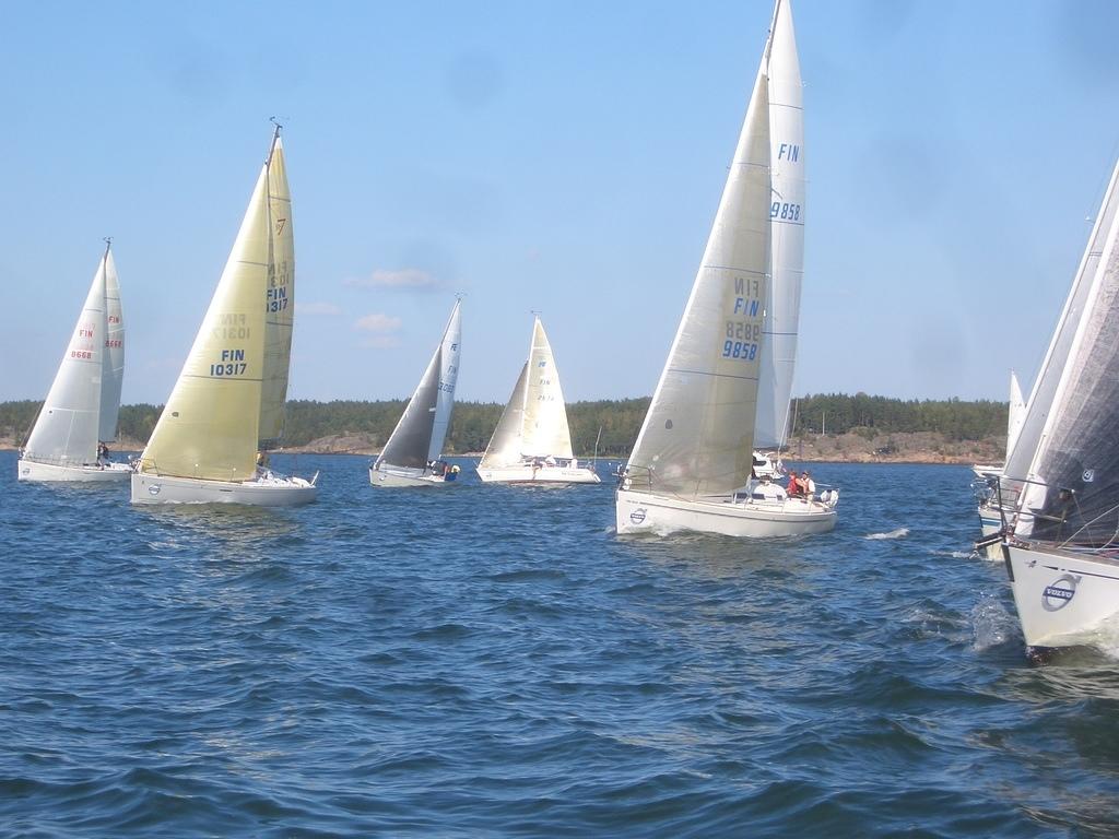 CIMG0588
   Startin jälkeisiä hetkiä
  
© Niku Wärnhjelm