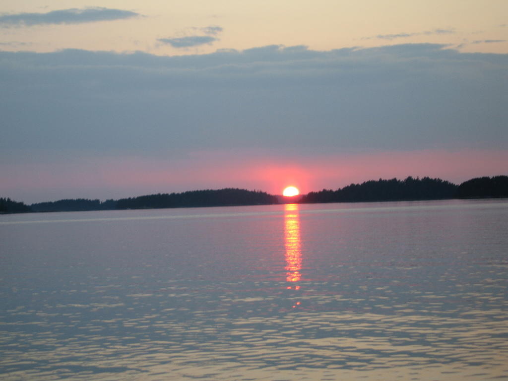 Tyyntä
© Aleksi