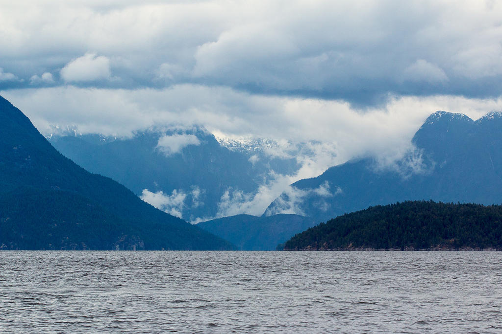 Desolation Sound before gale.