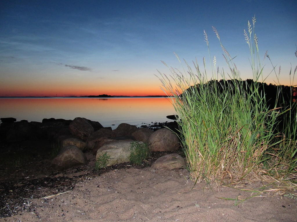 Lisää auringonlaskuja 

© Réa Maxwell 2010