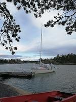 4.7 Taas yksin satamassa. Tällä kertaa Borgareluoto/Redamo/NJK. Yöllä heräsi 13 m/s suoraan aukosta sisään. Heräsin :)