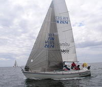 WB-sails around the buoys 2005