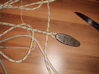 Päädyin lopulta vain vaihtamaan vanhan köyden tilalle uuden, vähän ohuemman köyden.